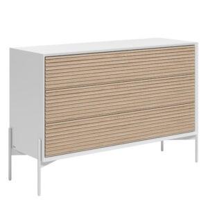 Bílá jasanová komoda Kave Home Marielle 116 x 40 cm s kovovou podnoží